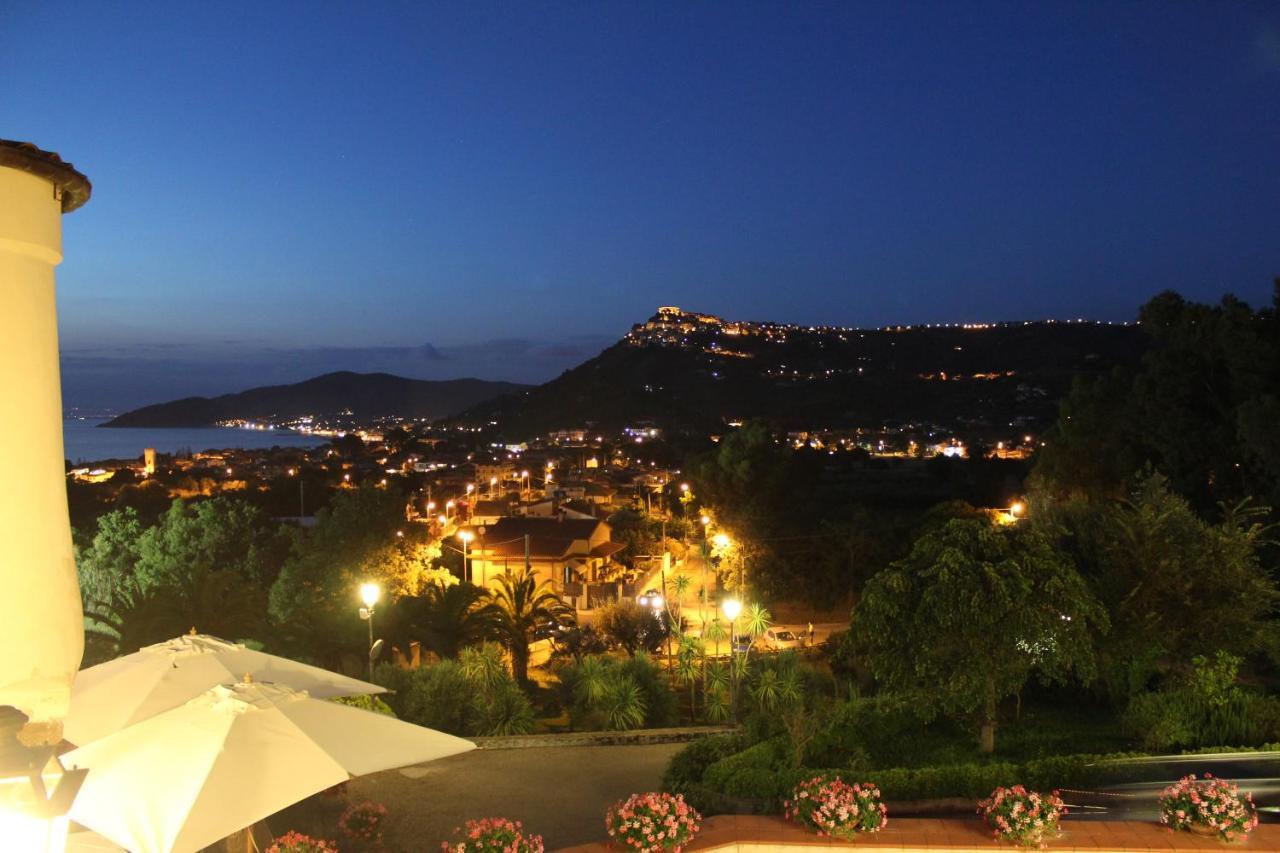 Hotel Hermitage Castellabate Exterior photo